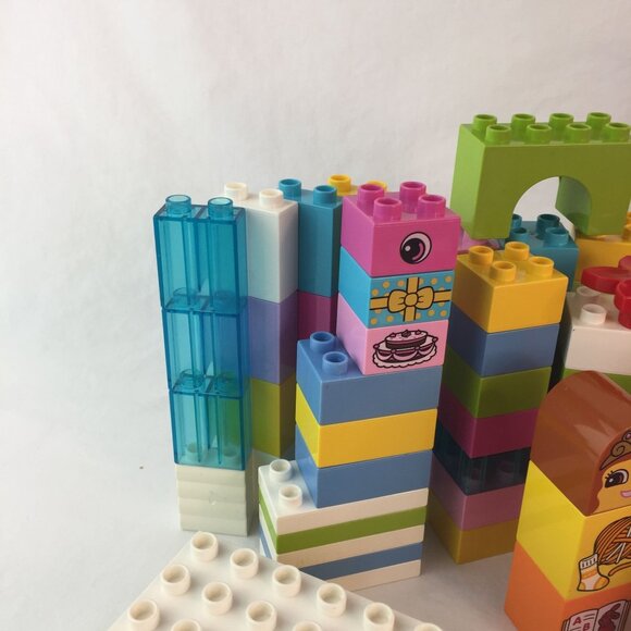 Lego Duplo Pastel Blocks 140+ Pc Lot Disney Minnie Mouse Plane Car Cafe Van - Picture 10 of 10